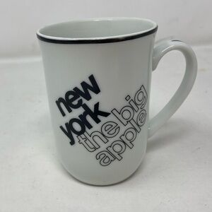Vintage New York The Big Apple White Coffee Mug Tea Cup Royal Crown Art Deco